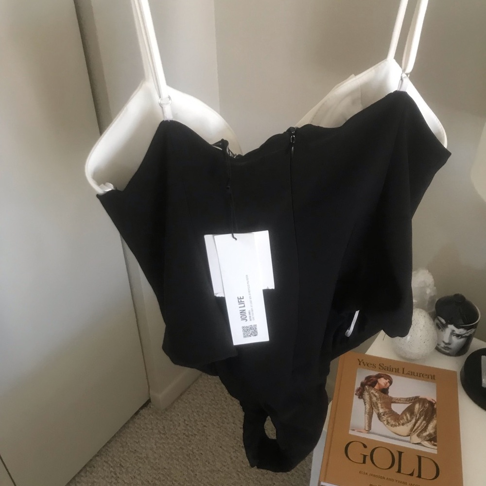 NWT Viral Zara Influencer Bow Tie Black and White bodysuit size Large - Picture 6 of 9